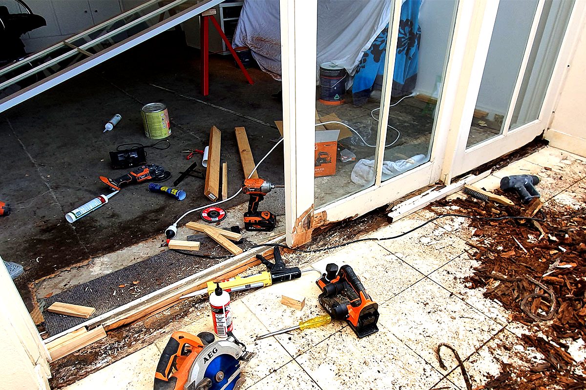 Sliding door rot repair Bayside Melbourne